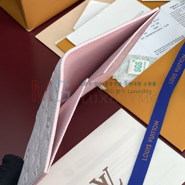 ���̺��� �н���Ʈ Ŀ�� �������� M28990-2