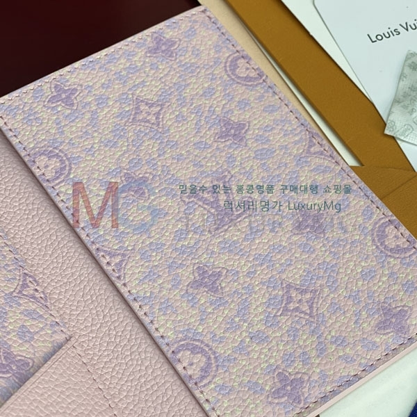���̺��� �н���Ʈ Ŀ�� �������� M28990-2