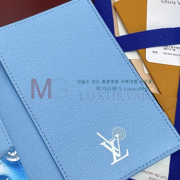 ���̺��� �н���Ʈ Ŀ�� �������� M28595-1