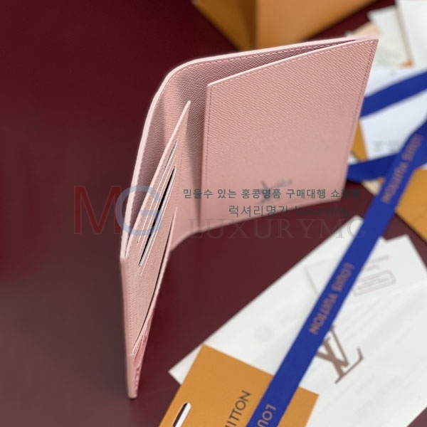 ���̺��� �н���Ʈ Ŀ�� �������� M28595-2