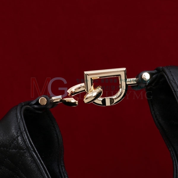 ��� �̴Ϲ� M1538-4