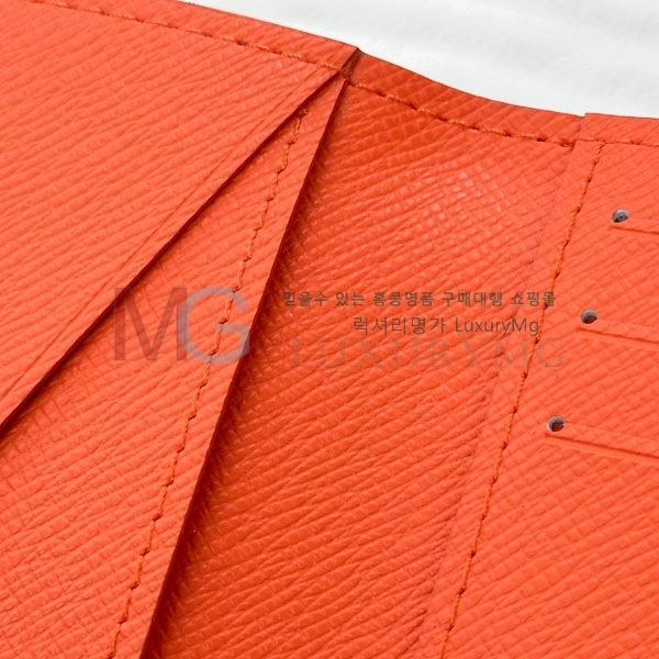 ���̺��� ���� ���ų����� M14883-304
