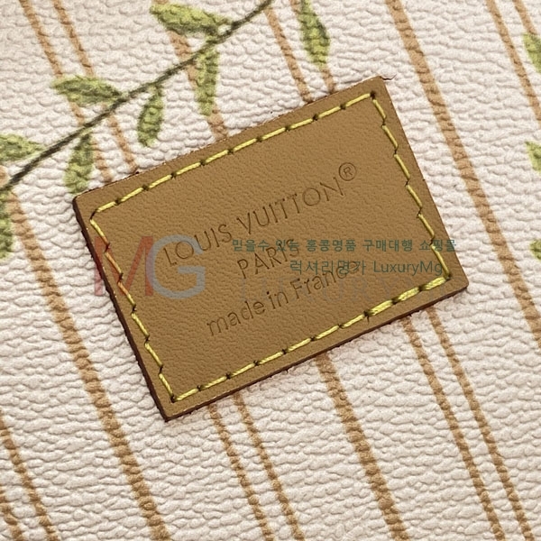 ���̺��� �Ͻ� �̴� ����Ƽ ���̽� M28702-1