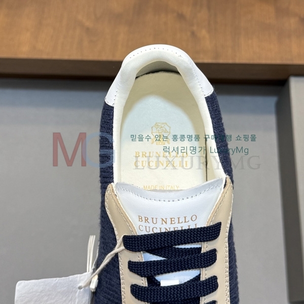 ���� ���ڷ� ��ġ�ڸ� �ȭ BC675503