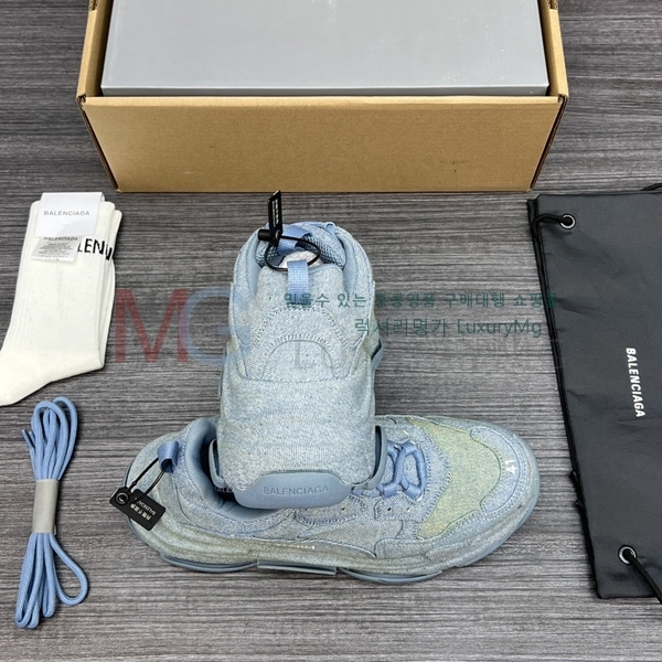 �������� �߷��þư� ����Ŀ�� BA8162603-1