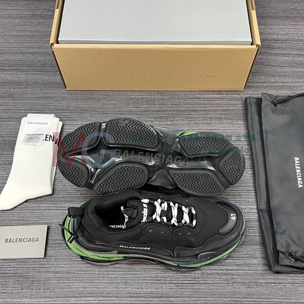 �������� �߷��þư� ����Ŀ�� BA8169066-1