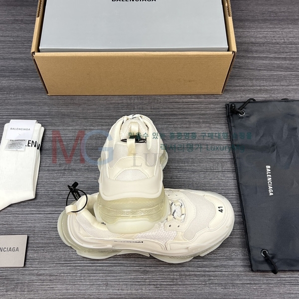 �������� �߷��þư� ����Ŀ�� BA8188905-3