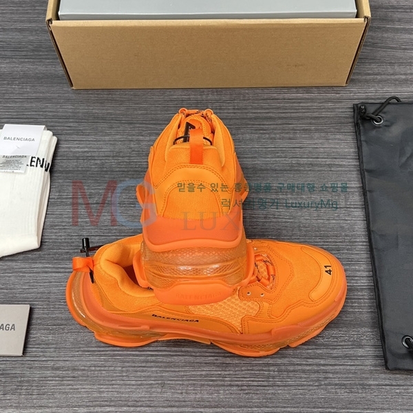 �������� �߷��þư� ����Ŀ�� BA8169066-6