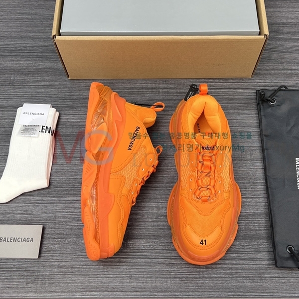 �������� �߷��þư� ����Ŀ�� BA8169066-6