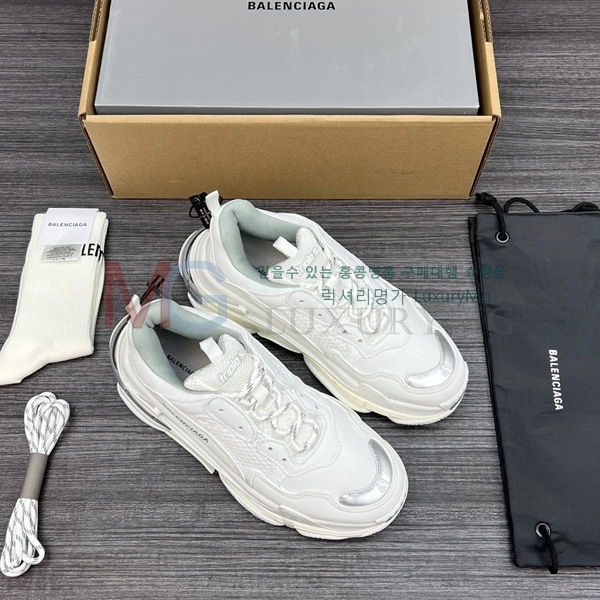 �������� �߷��þư� ����Ŀ�� BA8188905