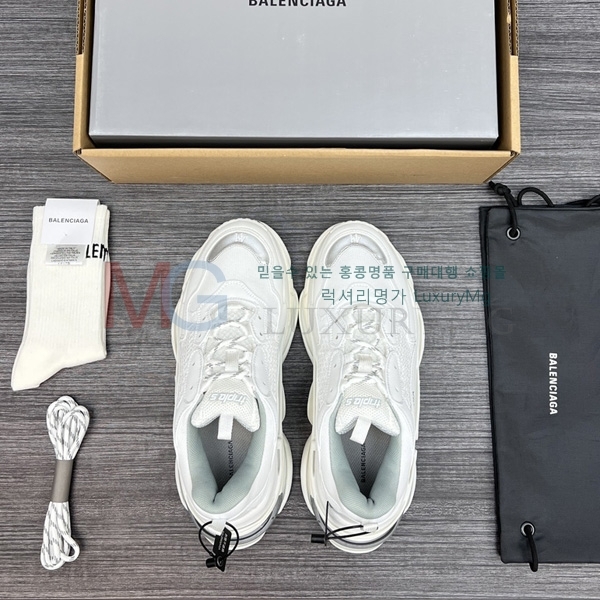 �������� �߷��þư� ����Ŀ�� BA8188905