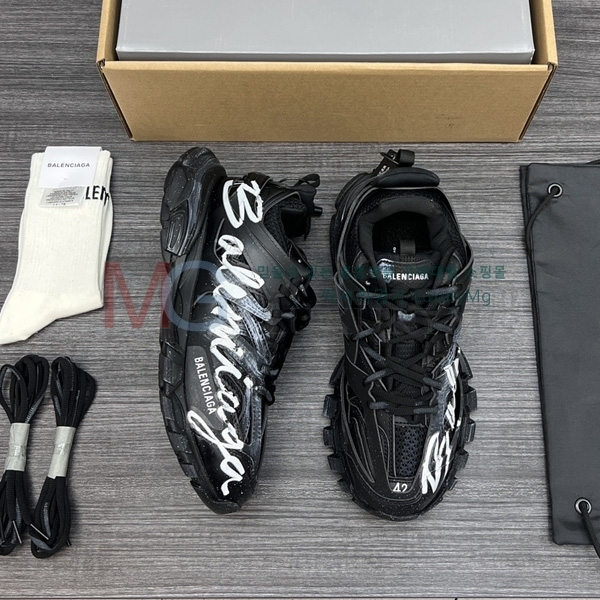 �������� �߷��þư� ����Ŀ�� BA812260