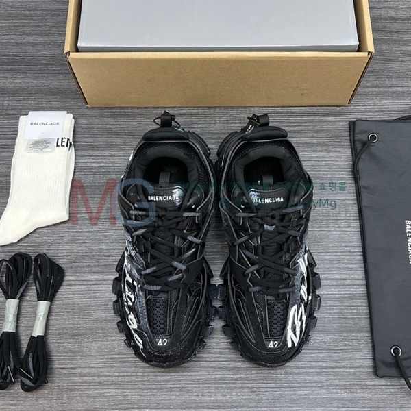 �������� �߷��þư� ����Ŀ�� BA812260