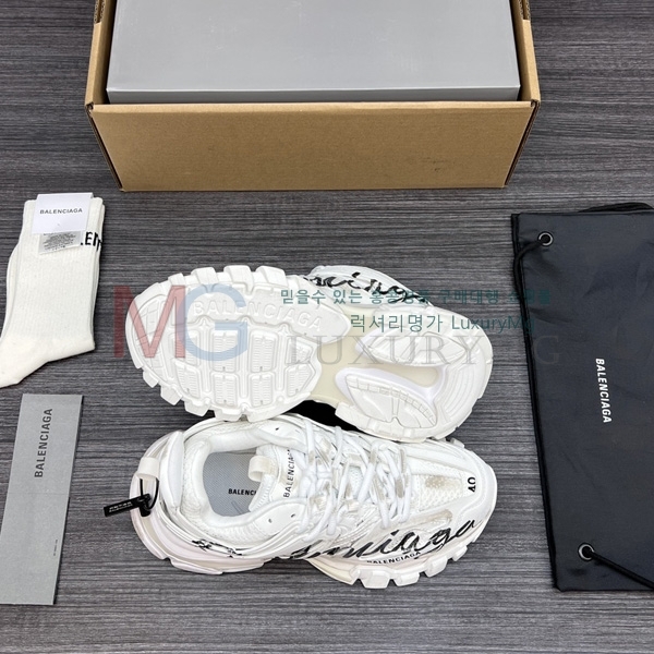 �������� �߷��þư� ����Ŀ�� BA812260-1