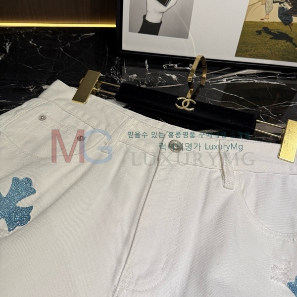 ���� ũ������ �ݹ��� 23436201-2