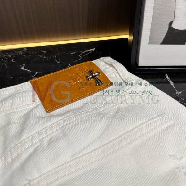 ���� ũ������ �ݹ��� 23436201-2