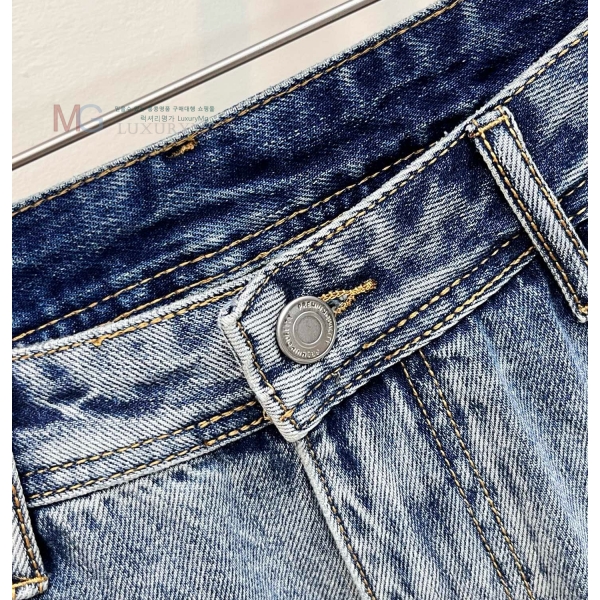 ���� �߷��þư� �ݹ��� 23436221