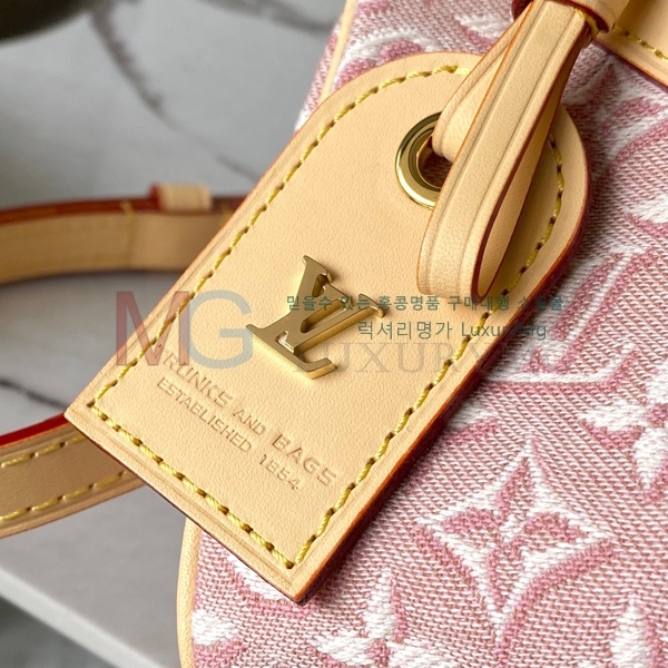 ���̺��� ���ǵ� �ݵѸ��� 20 M2A039-50