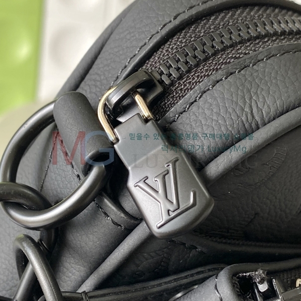 ���̺��� Ʈ���� �޽����� M26713-1
