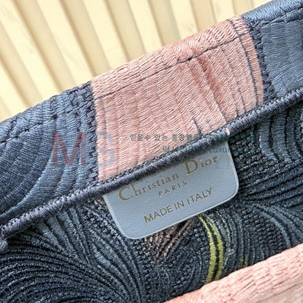 ��� �̵� �� ��Ʈ�� S8870-1