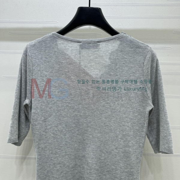 ���� �̿�̿� ���� Ƽ���� MU4574790-4