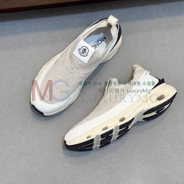 ���� ��**�� �ȭ MK630551-3