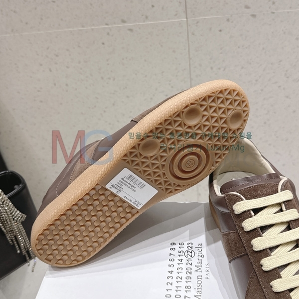 �������� �������������� �ȭ MR370065-15
