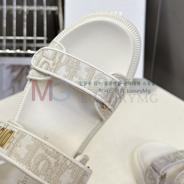 ���� ��� ���� DT5869022-2