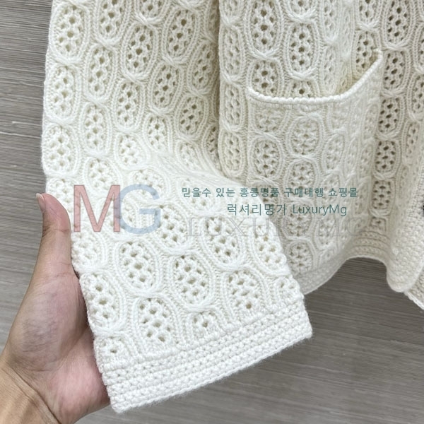 ���� �η�**�� ������ ����� LP451044-15