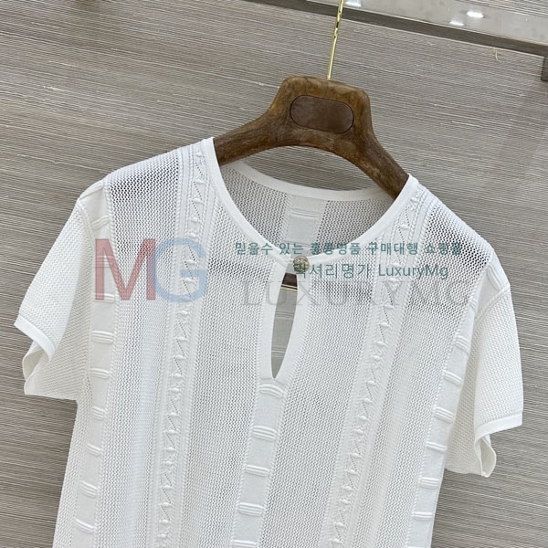 ���� �����޽� ���� Ƽ���� HE64748480-7