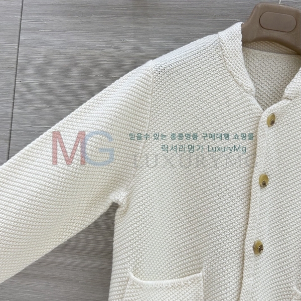 ���� �η�**�� ������ ���� LP4545033-7