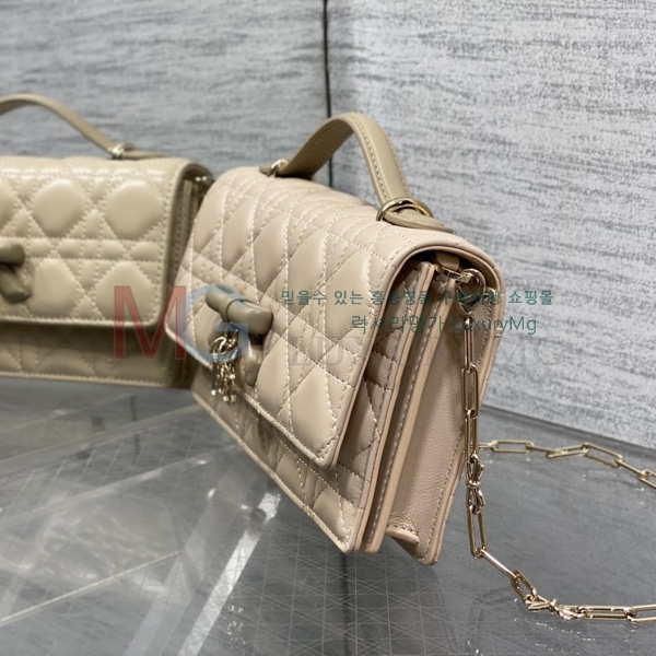 ��� ���� �� �̴� ��� S0502-18