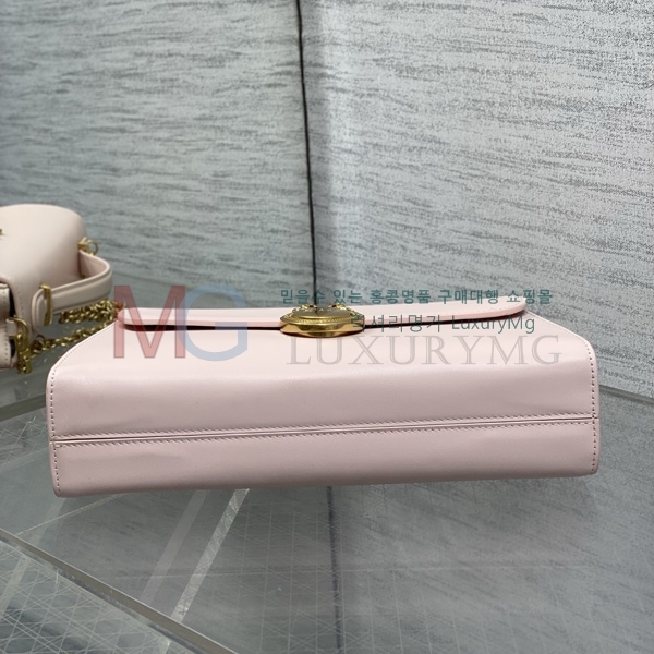 ��� �޴޸��� �Ŀ�ġ D30309-7