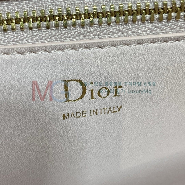 ��� �޴޸��� �Ŀ�ġ D30309-7