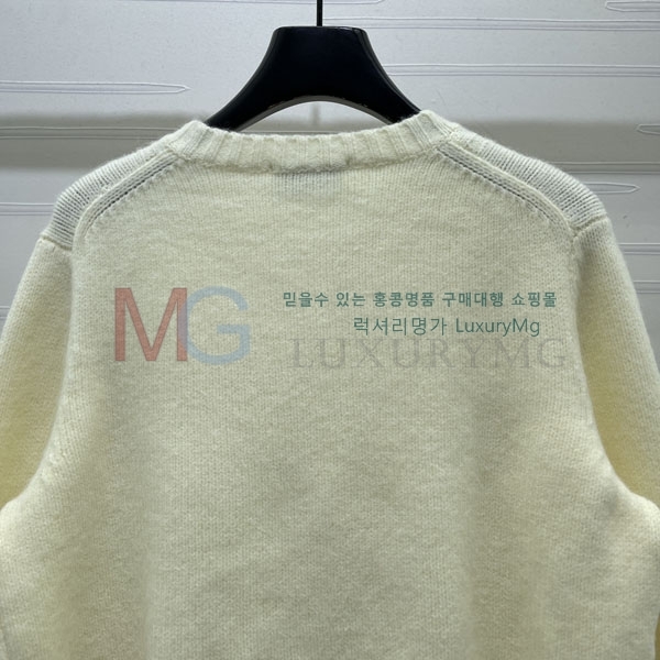 ���� �̿�̿� ������ ����� MU567232-3