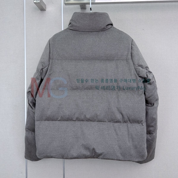 ���� �η�**�� �ٿ� �е� LP34456330-3