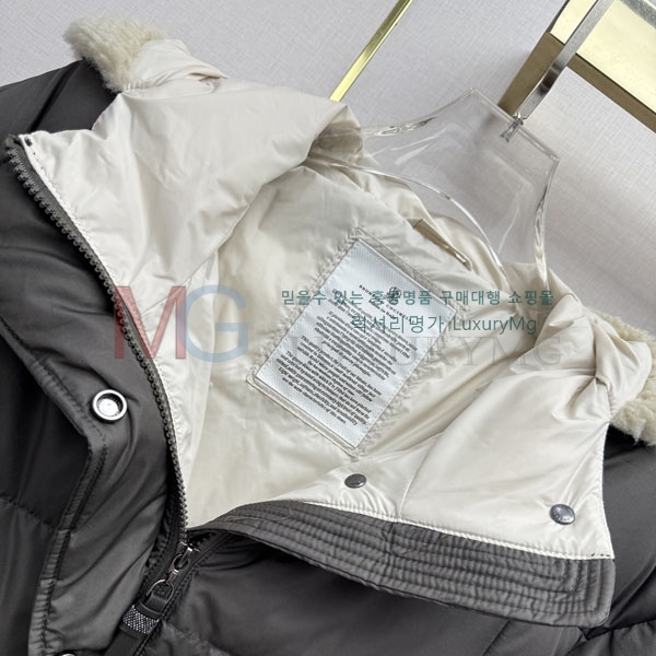 ���� ���ڷ� ��ġ�ڸ� �ٿ� �е� BC565870844-6